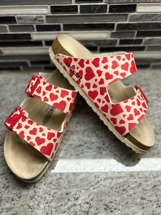 Birkenstock Shoes - Birkenstock Arizona Women’s Cream Sandals with Red Heart Print size 8(39)